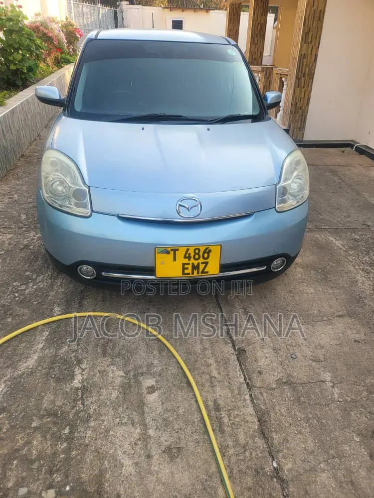Mazda Verisa 2009 Blue