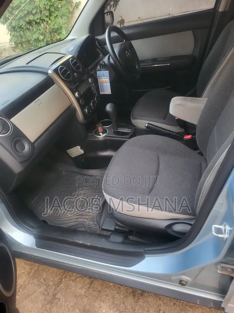 Mazda Verisa 2009 Blue