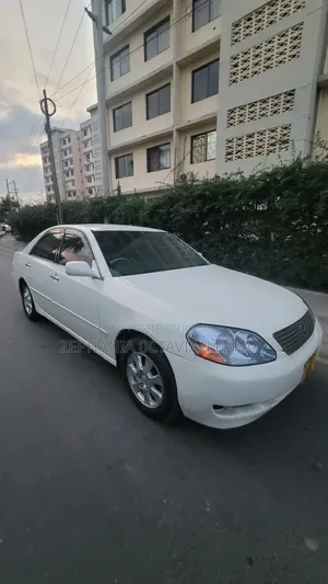 Toyota Mark II 2001 White