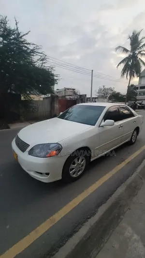 Toyota Mark II 2001 White