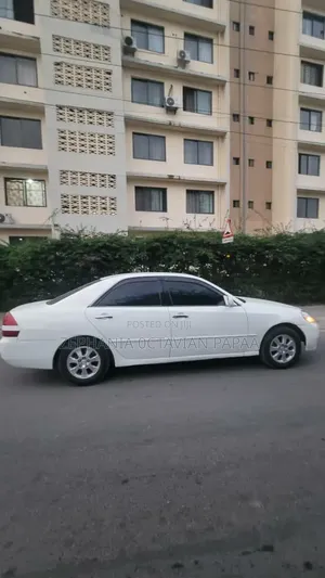 Toyota Mark II 2001 White