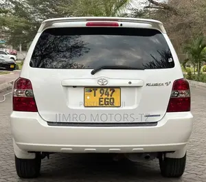 Toyota Kluger 2003 White