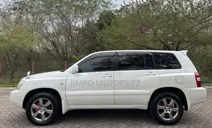 Toyota Kluger 2003 White