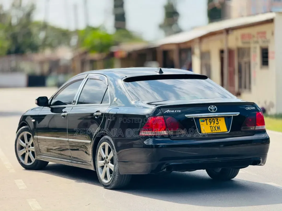 Toyota Crown 2007 Black