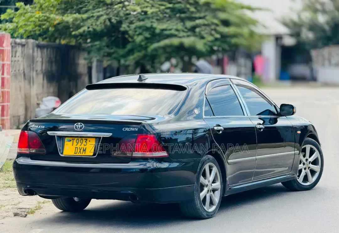 Toyota Crown 2007 Black