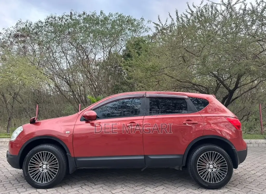 Nissan Dualis 2008 Red