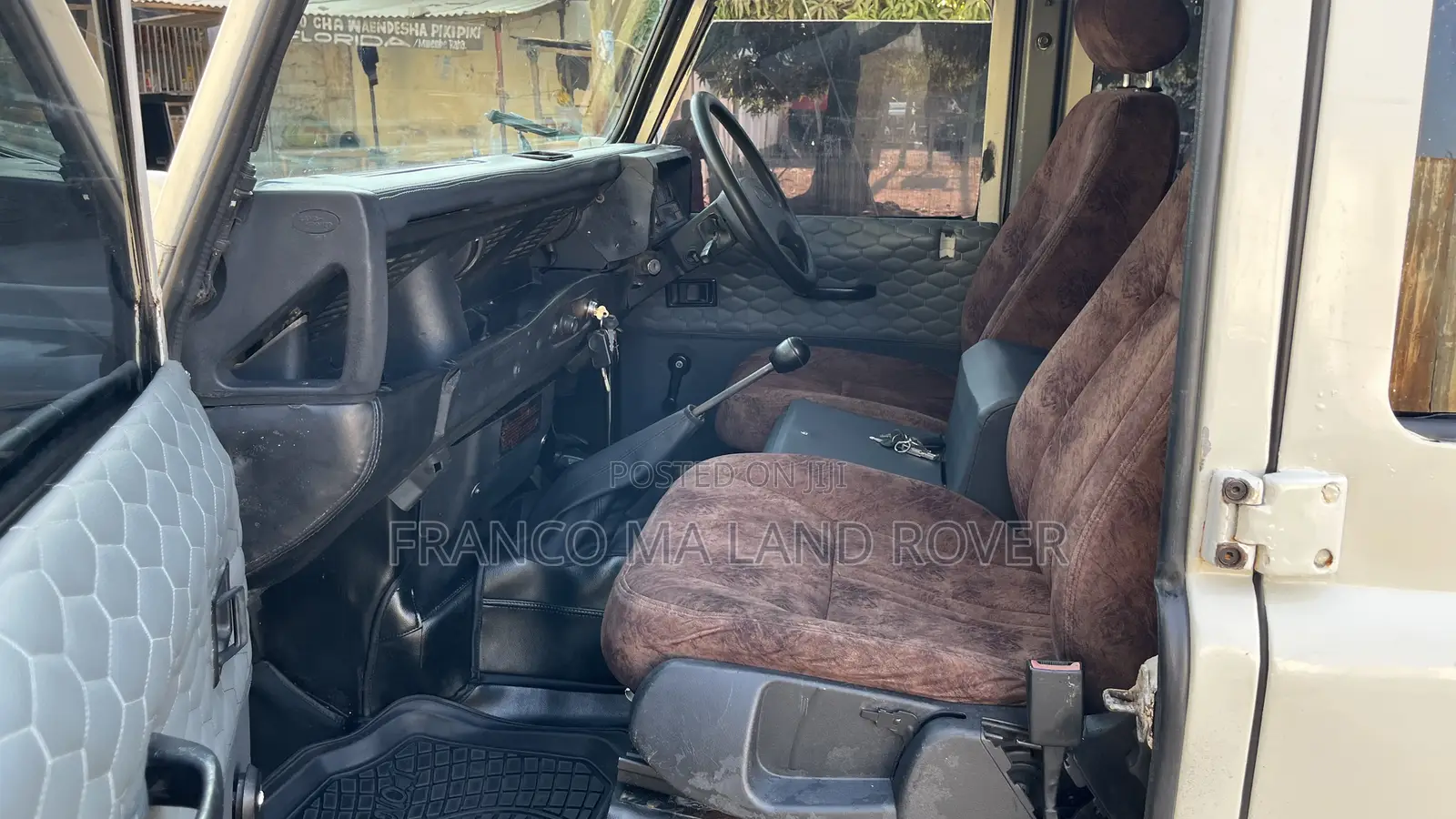 Land Rover Defender 2002 White