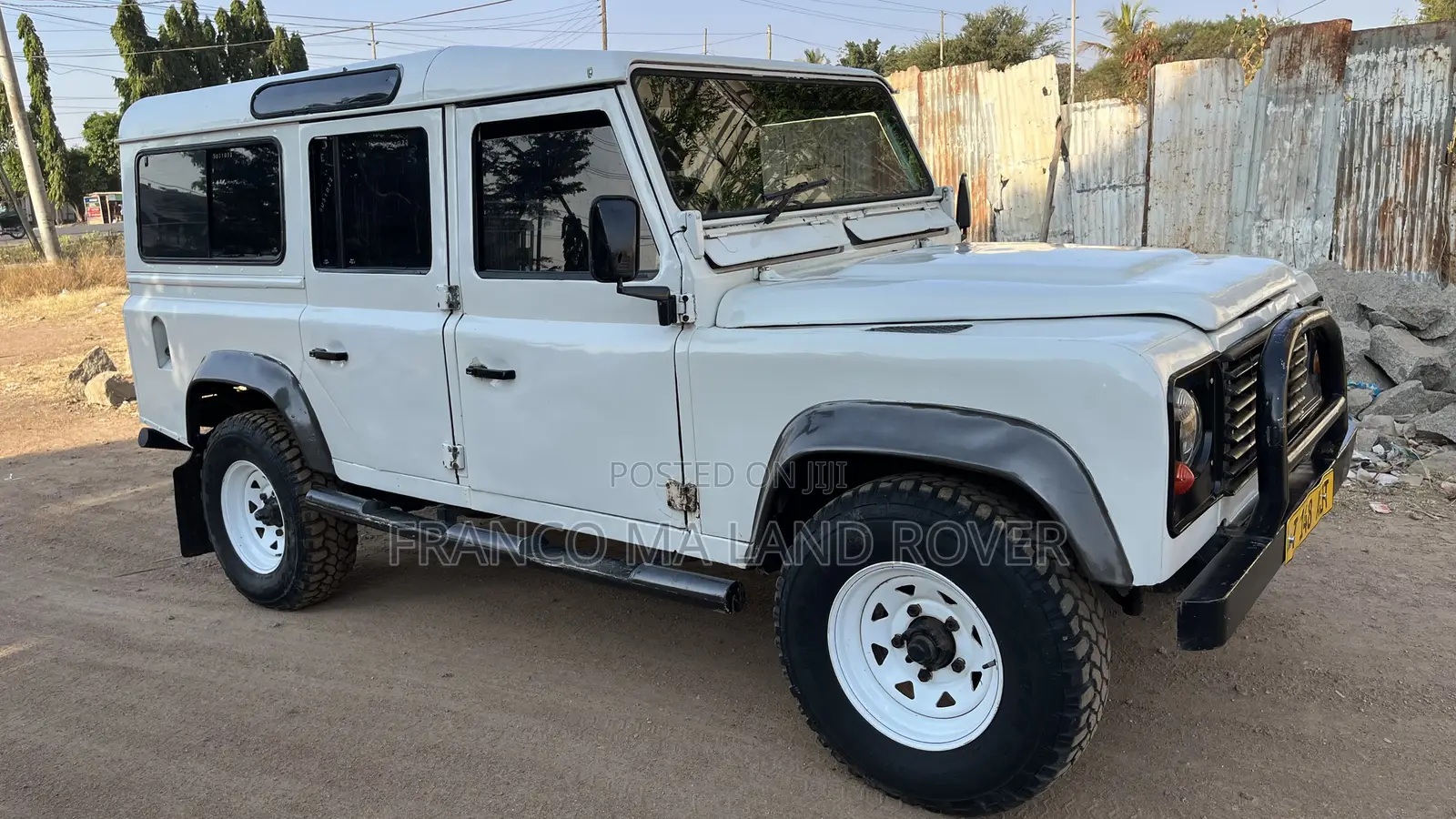 Land Rover Defender 2002 White