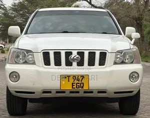 Toyota Kluger 2003 White