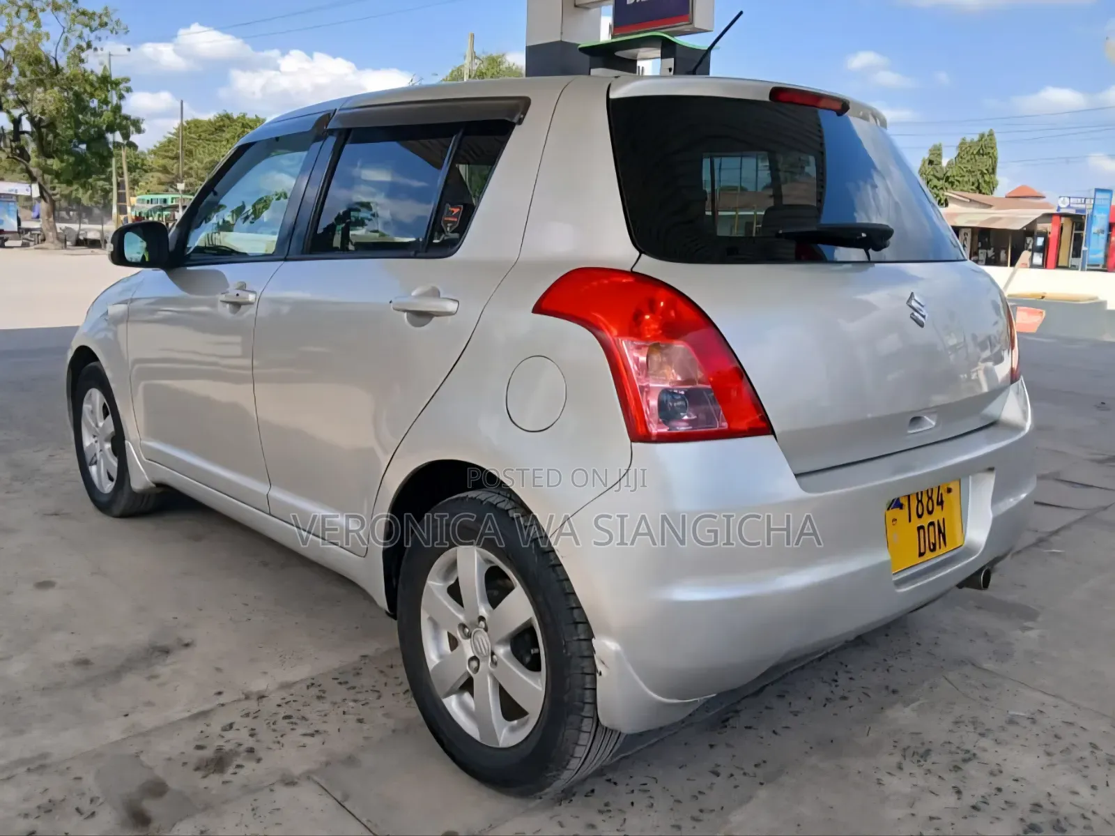 Suzuki Swift 2003 Silver