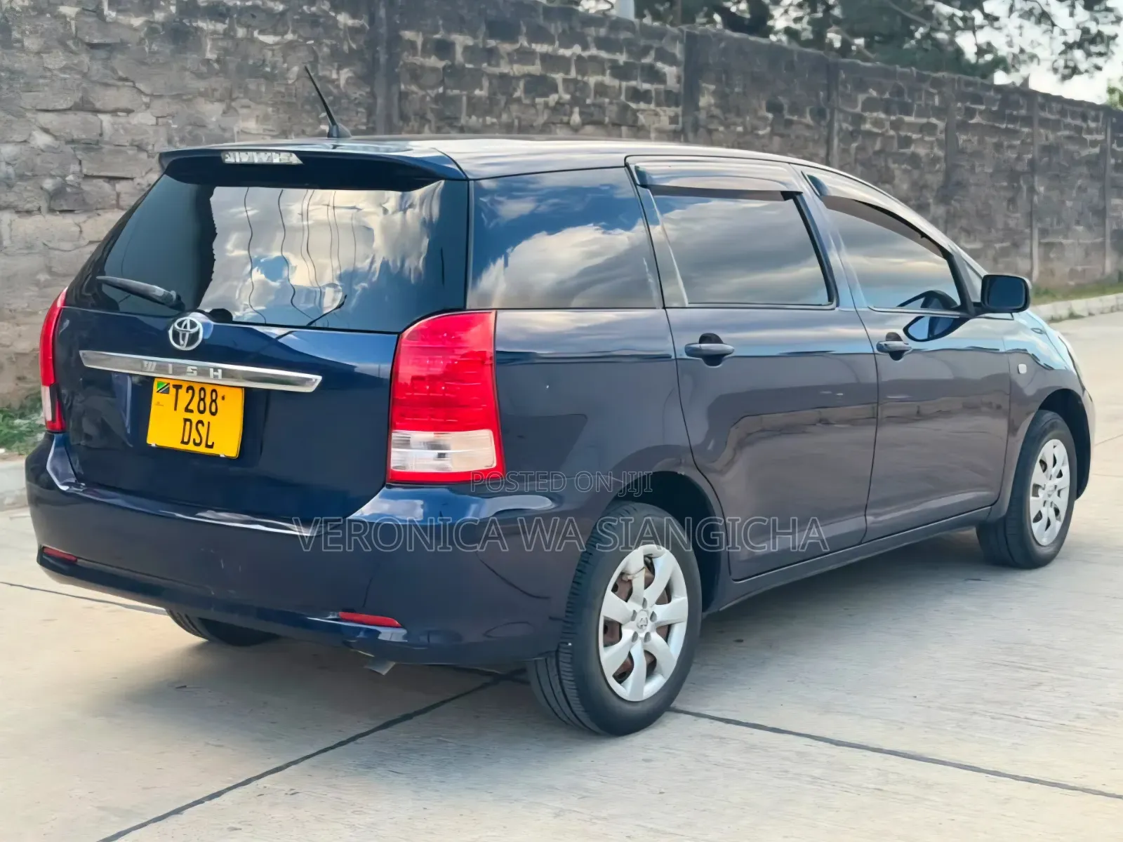 Toyota Wish 2005 Blue