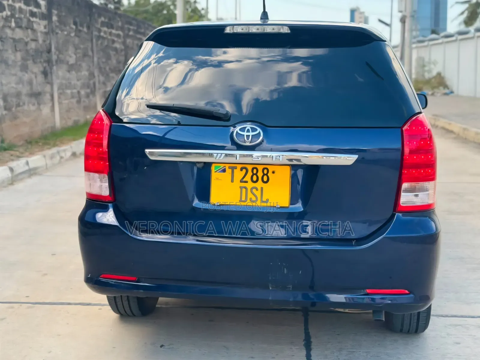 Toyota Wish 2005 Blue