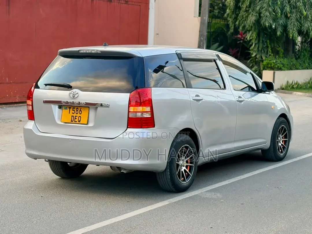 Toyota Wish 2009 Silver
