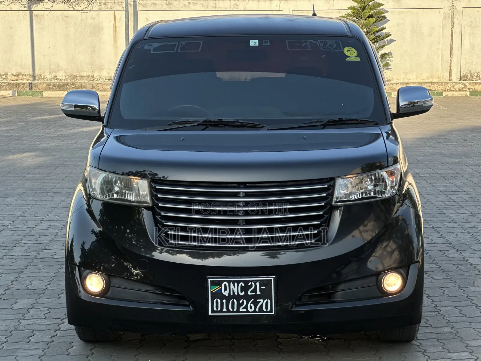 Toyota bB 2011 Black