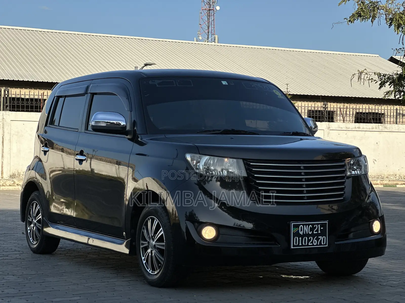 Toyota bB 2011 Black