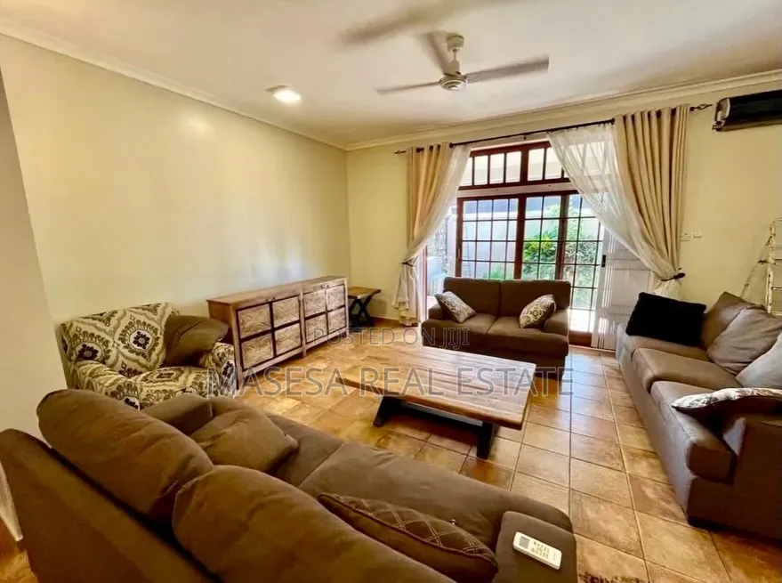 Furnished 4bdrm Villa in Oyster Bay for rent