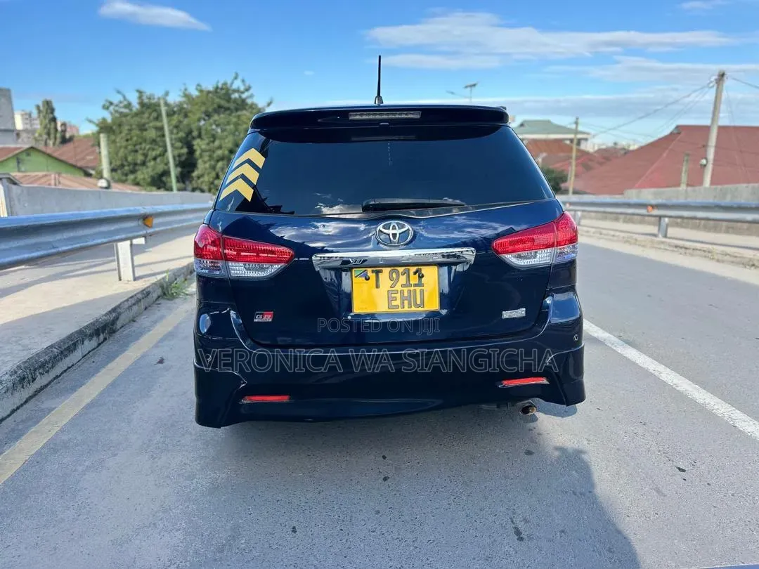 Toyota Wish 2010