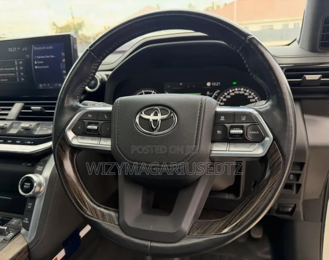 New Toyota Land Cruiser 2024 White