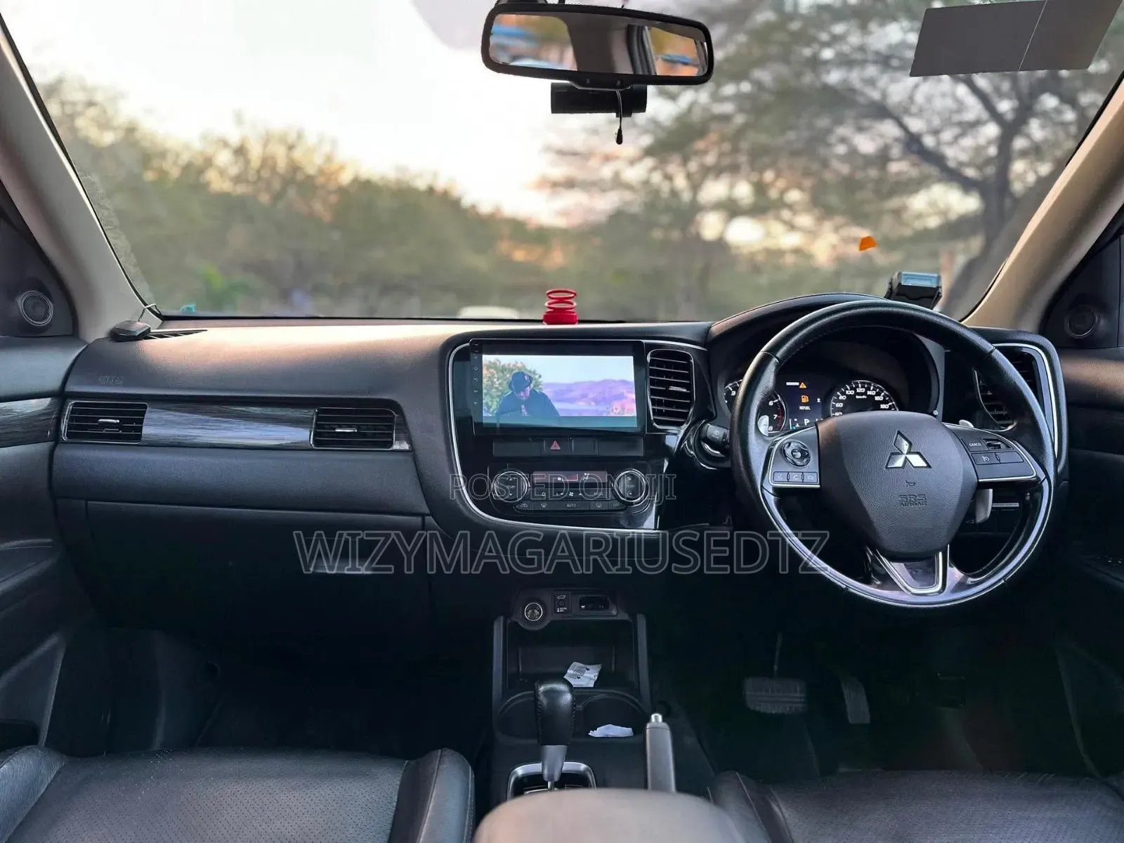 Mitsubishi Outlander 2015 Silver