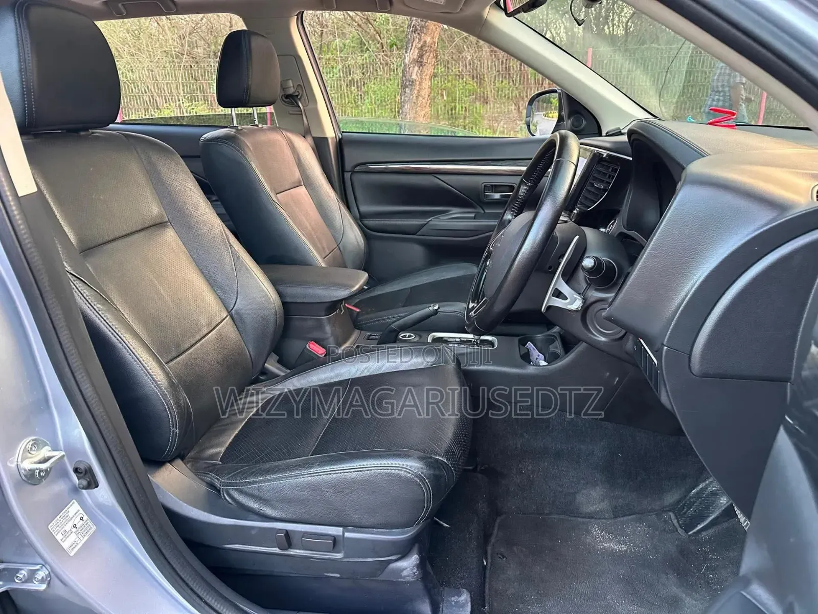 Mitsubishi Outlander 2015 Silver
