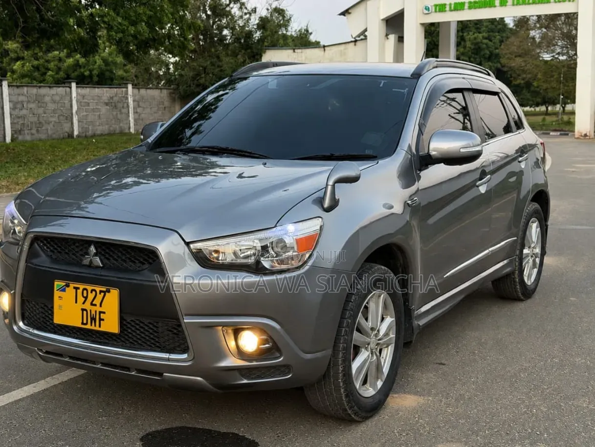 Mitsubishi RVR 2.0 2012 Gray