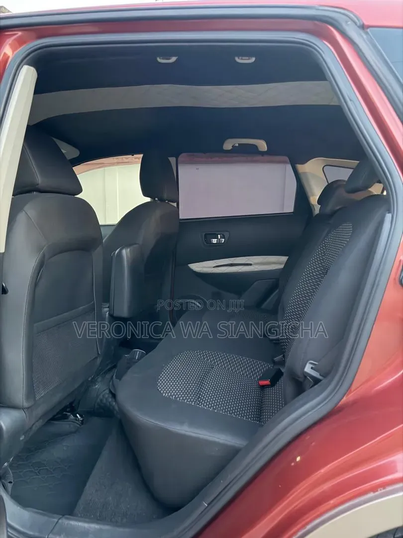 Nissan Dualis 2009 Red