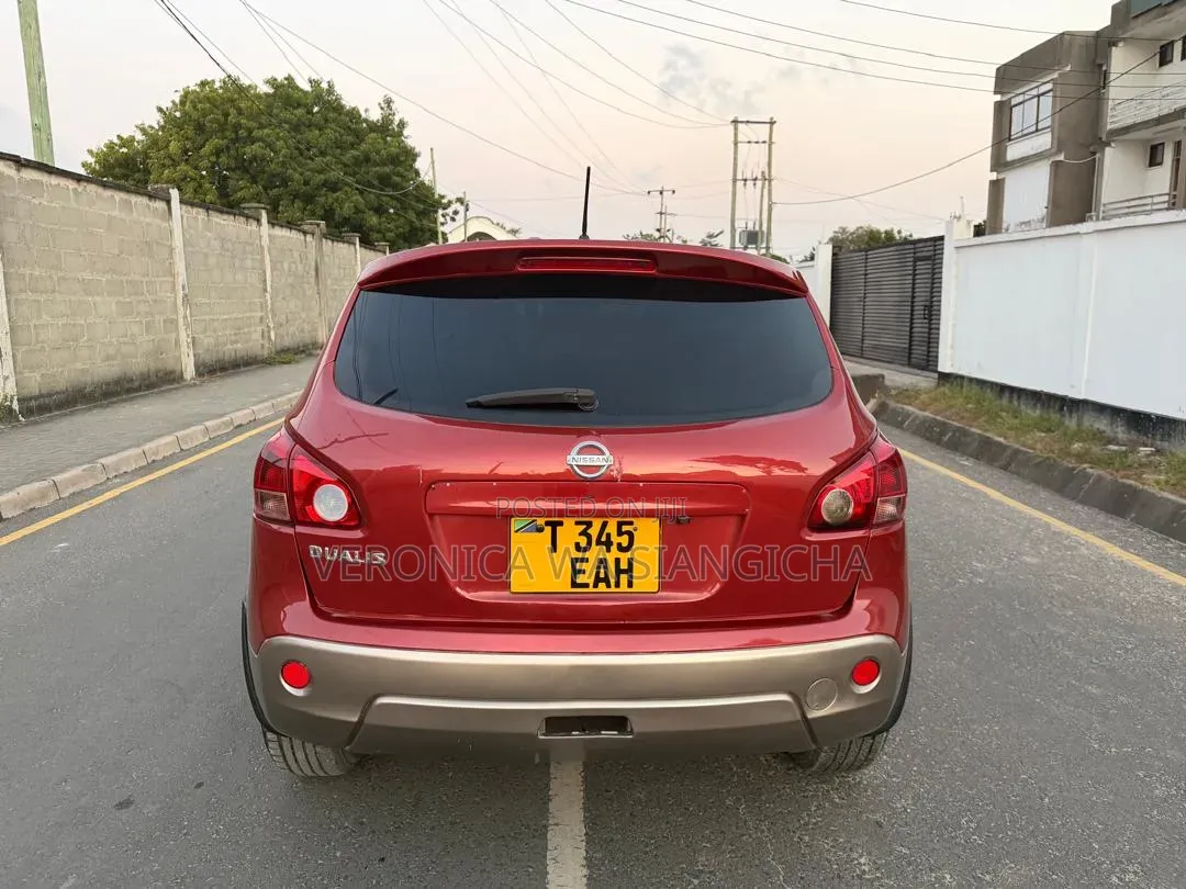 Nissan Dualis 2009 Red
