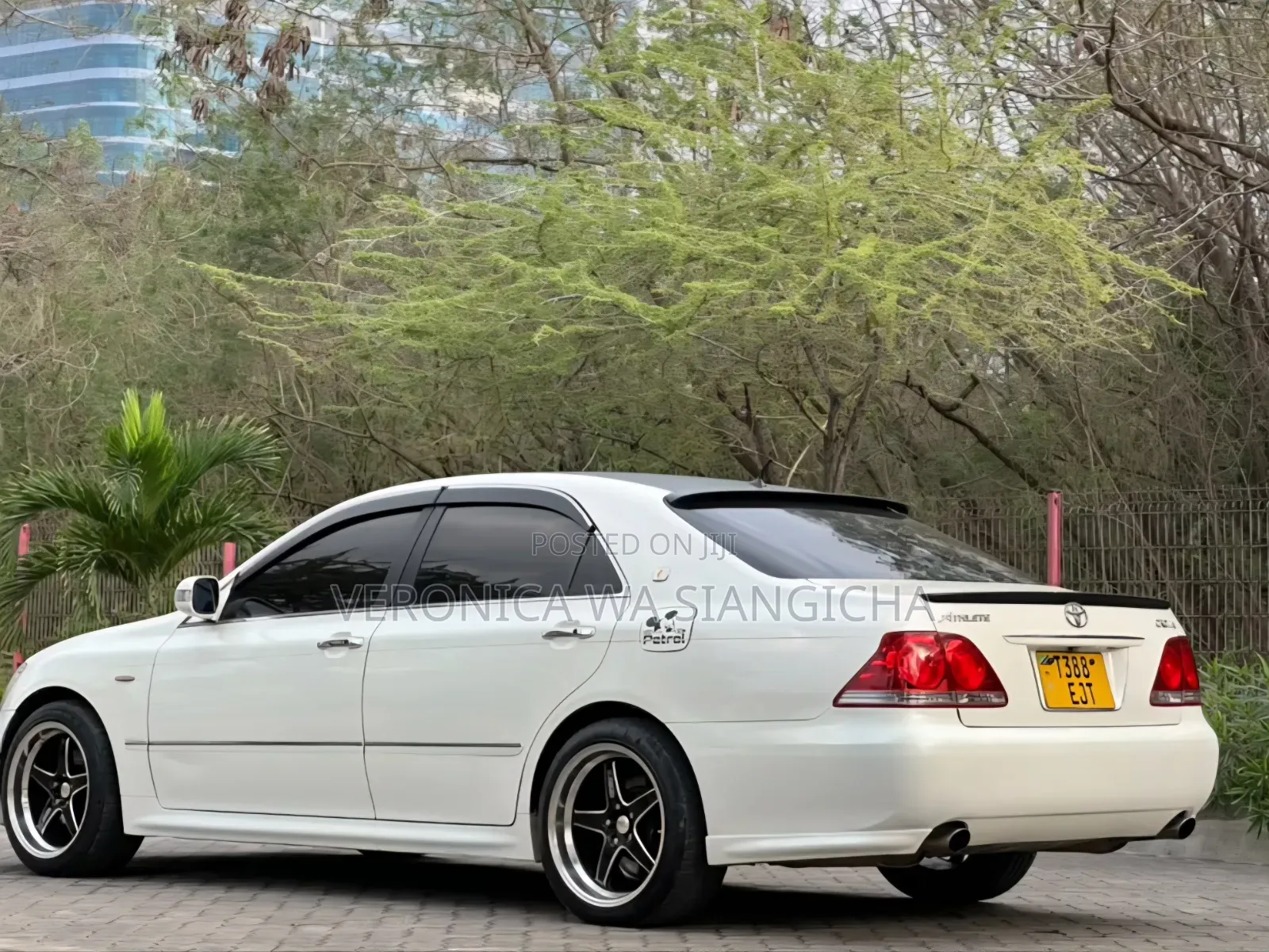 Toyota Crown 2004 White