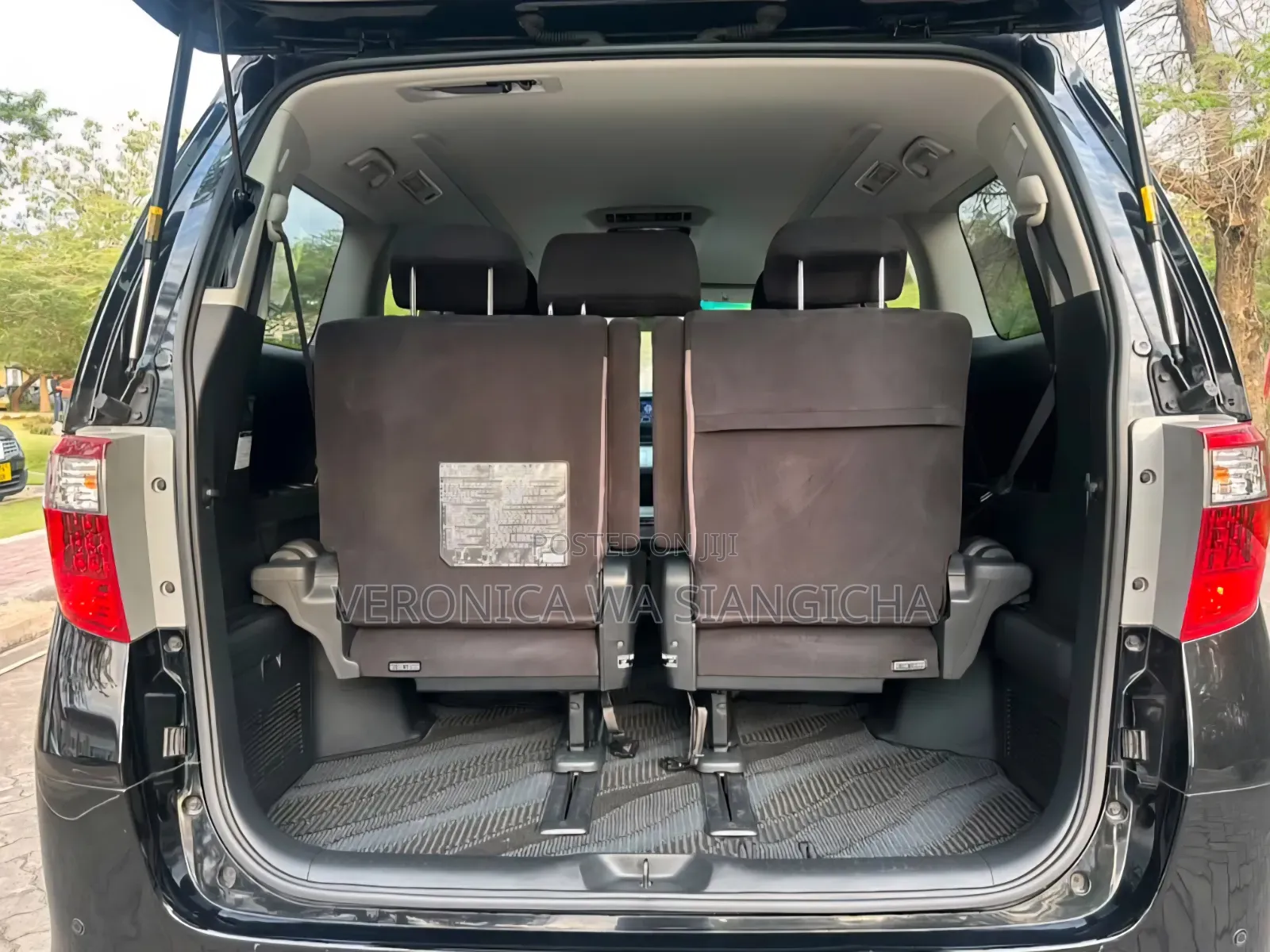 Toyota Alphard 2010 Black