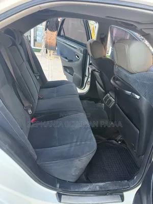 Toyota Crown 2004 White