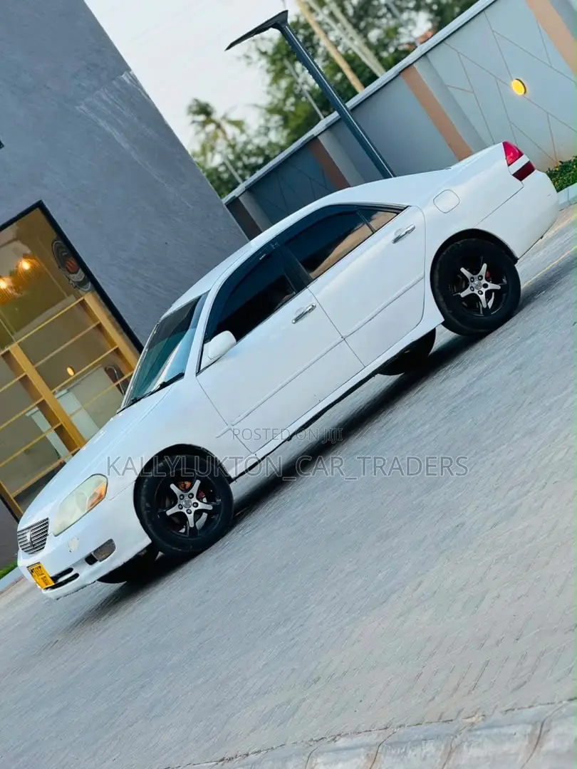 Toyota Mark II 2002 White