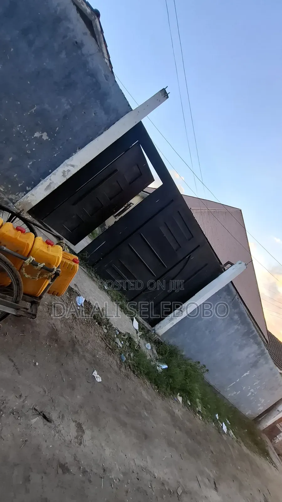 5bdrm Bungalow in Sinza Madukani for sale