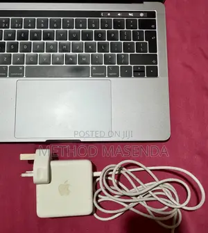 Laptop Apple MacBook Pro 2019 8GB Intel Core i5 SSD 256GB