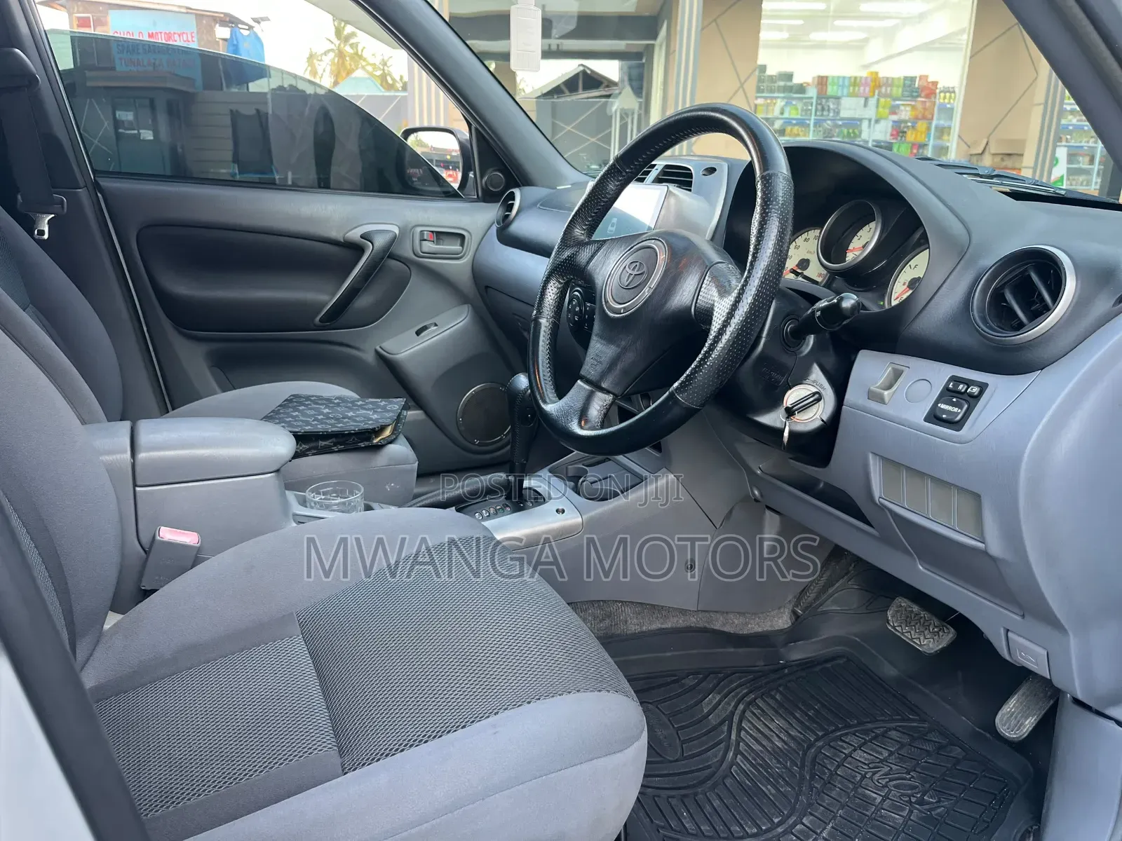 Toyota RAV4 2001 Silver