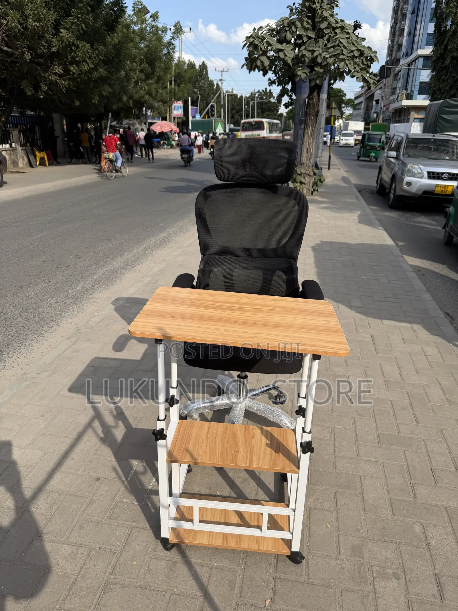 Only Adjustabble Table Sise 60*40*90cm