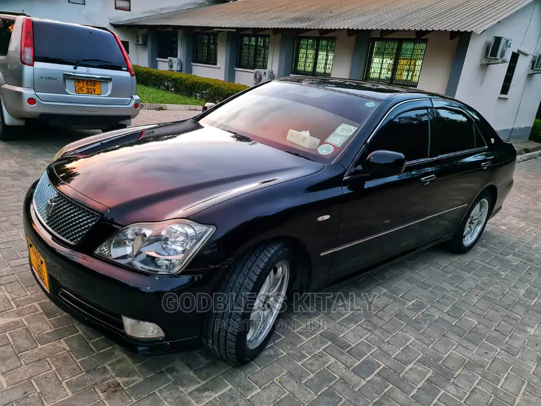 Toyota Crown 2006 Blue