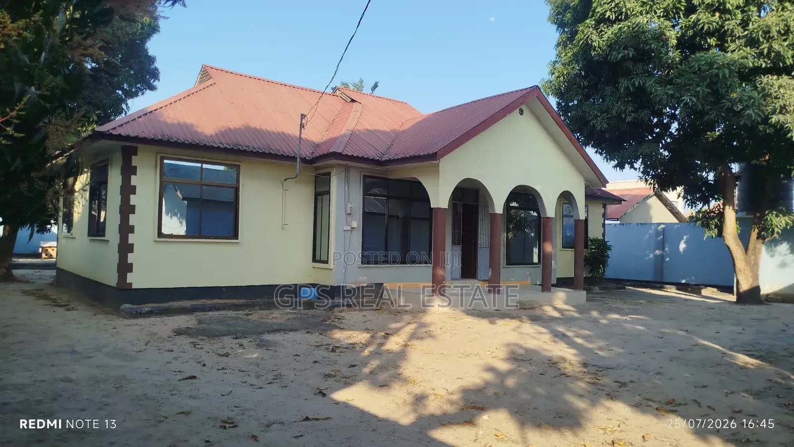 3bdrm House in Tabata Kinyerezi for sale