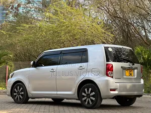 Toyota Corolla Rumion 2009 Silver