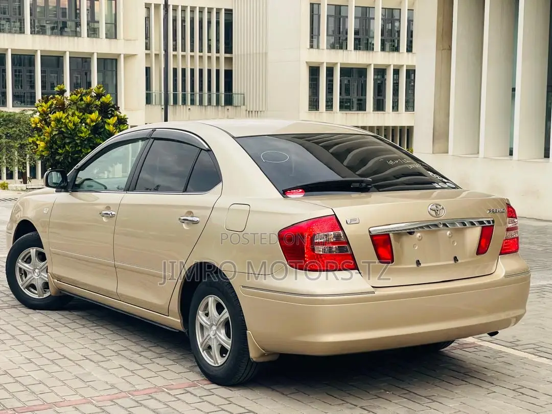 Toyota Premio 2006 Gold