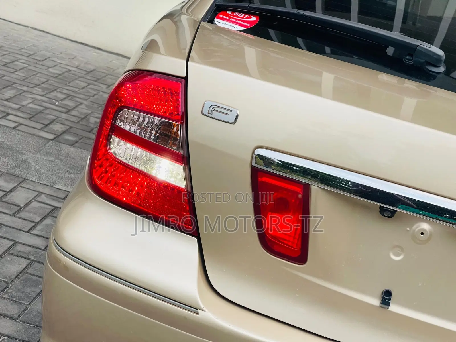 Toyota Premio 2006 Gold