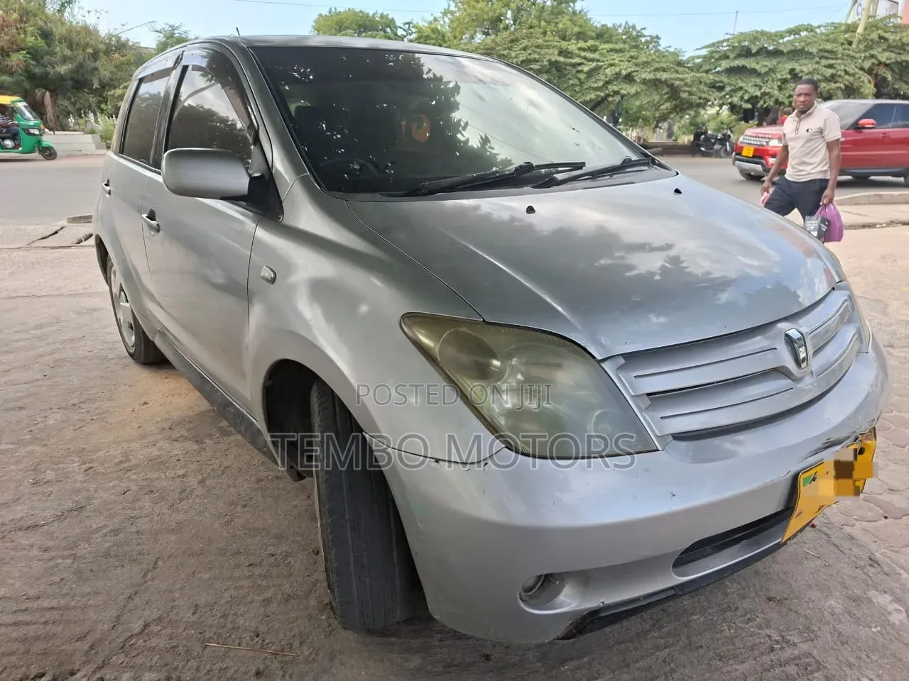 Toyota IST 2005 Silver
