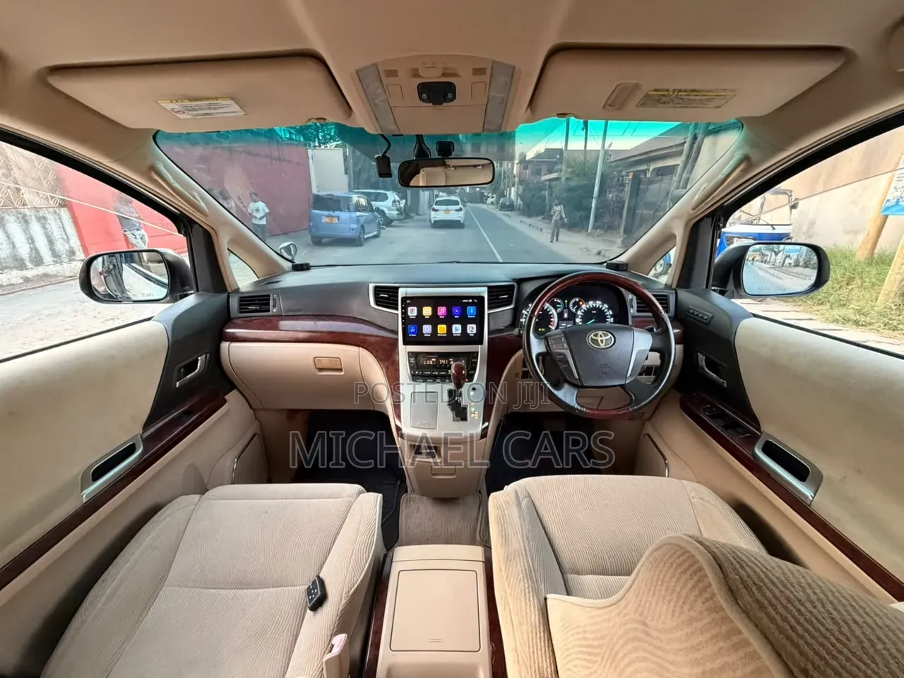 Toyota Alphard 2010 White