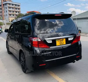 Toyota Alphard 2010 Black