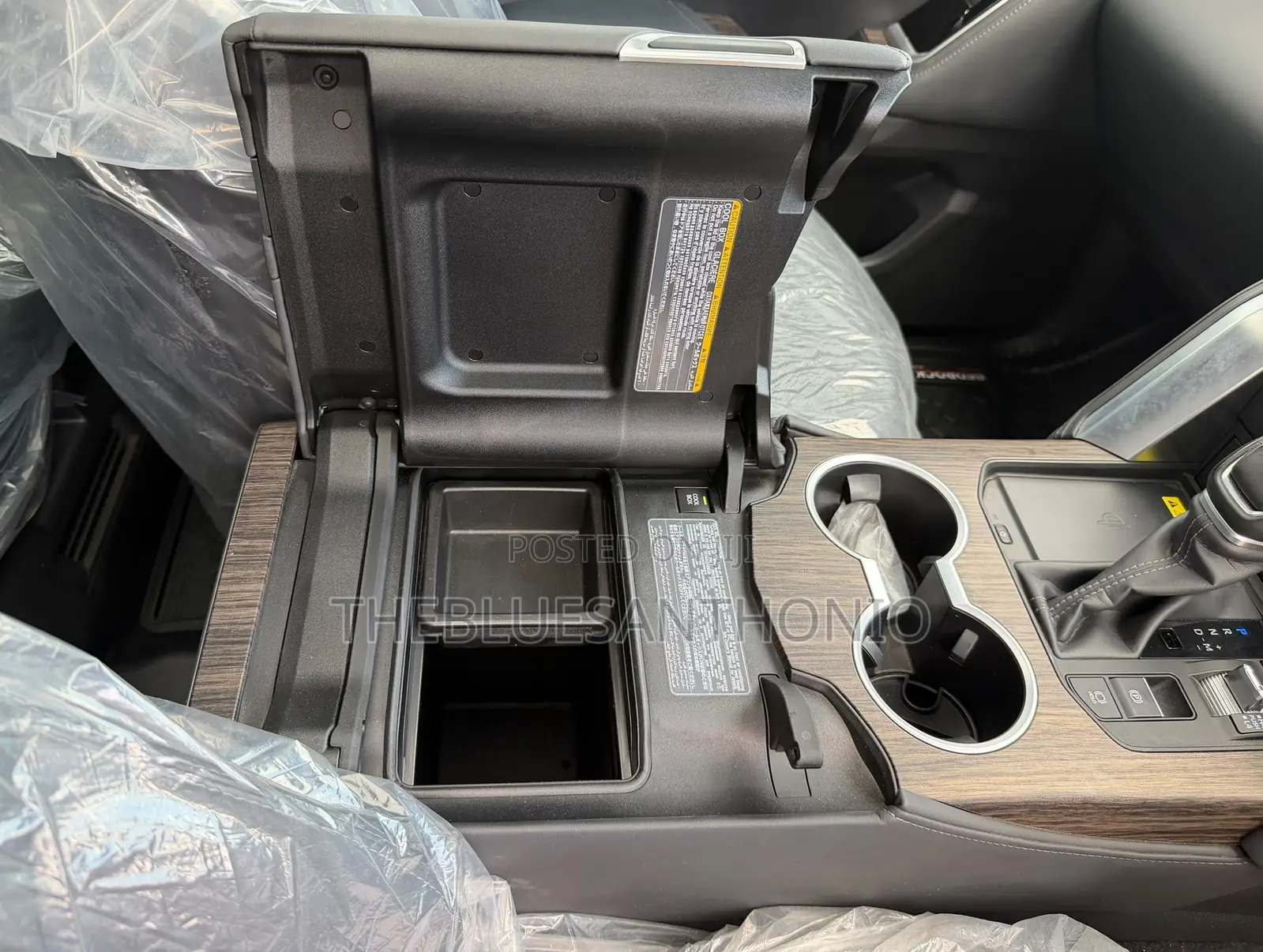 Toyota Land Cruiser 2023 White