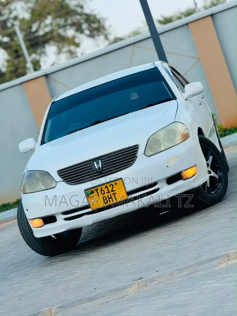 Toyota Mark II 2.0 AWD 2004 White