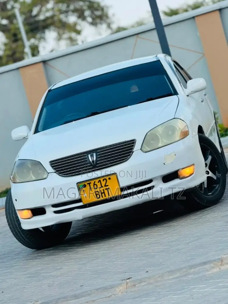Toyota Mark II 2.0 AWD 2004 White