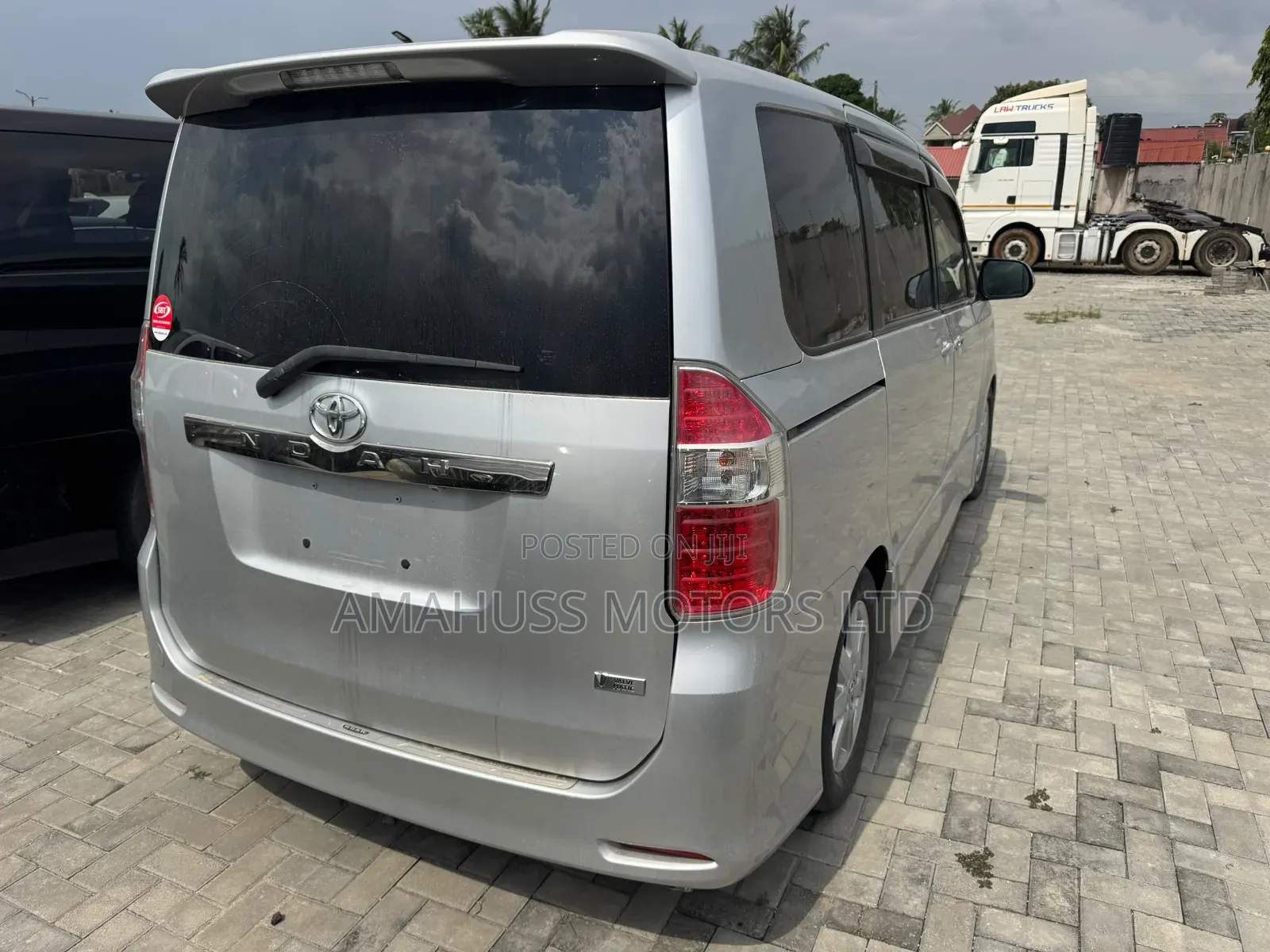 Toyota Noah 2008 Silver