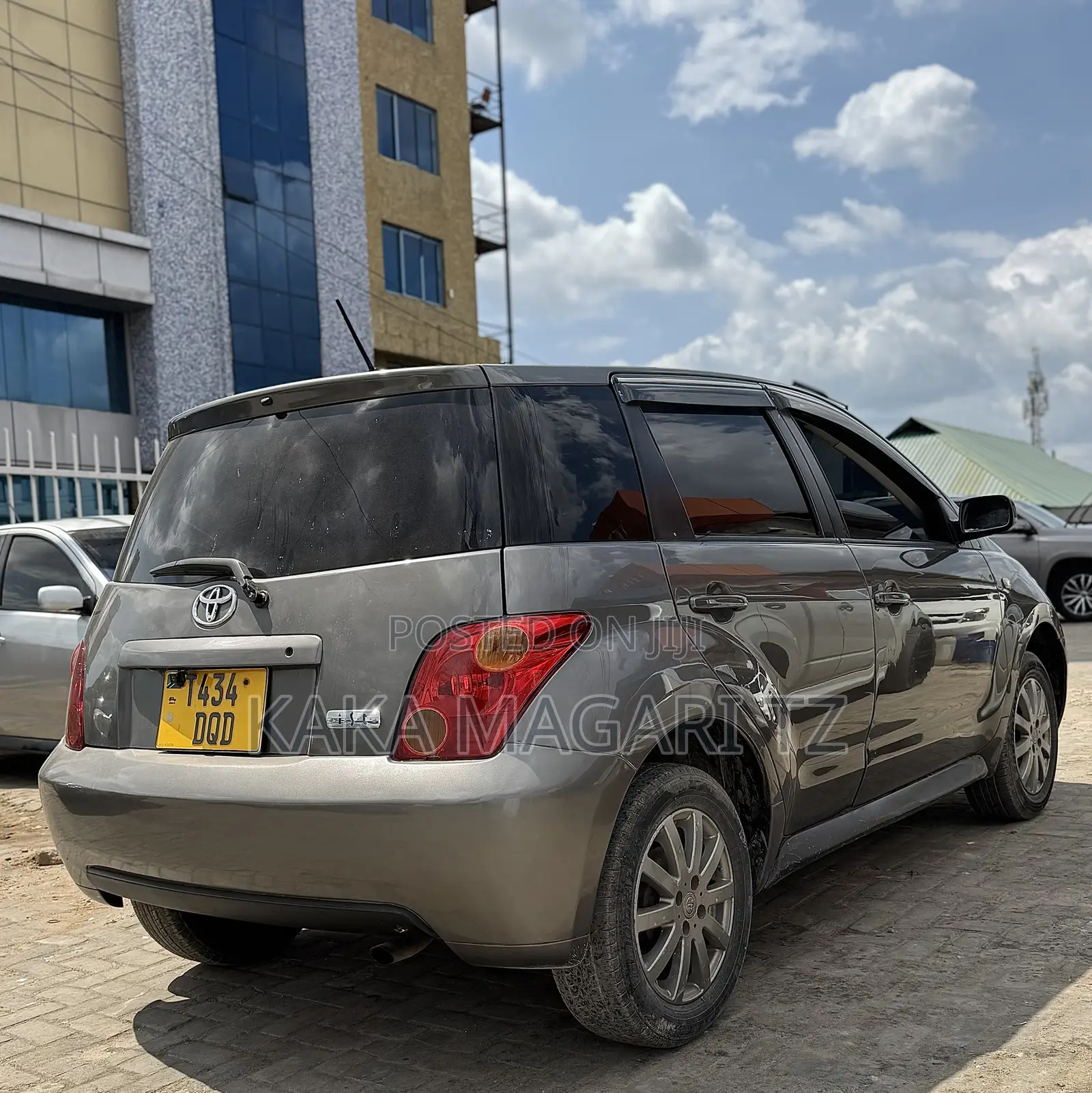 Toyota IST 2004 Gray