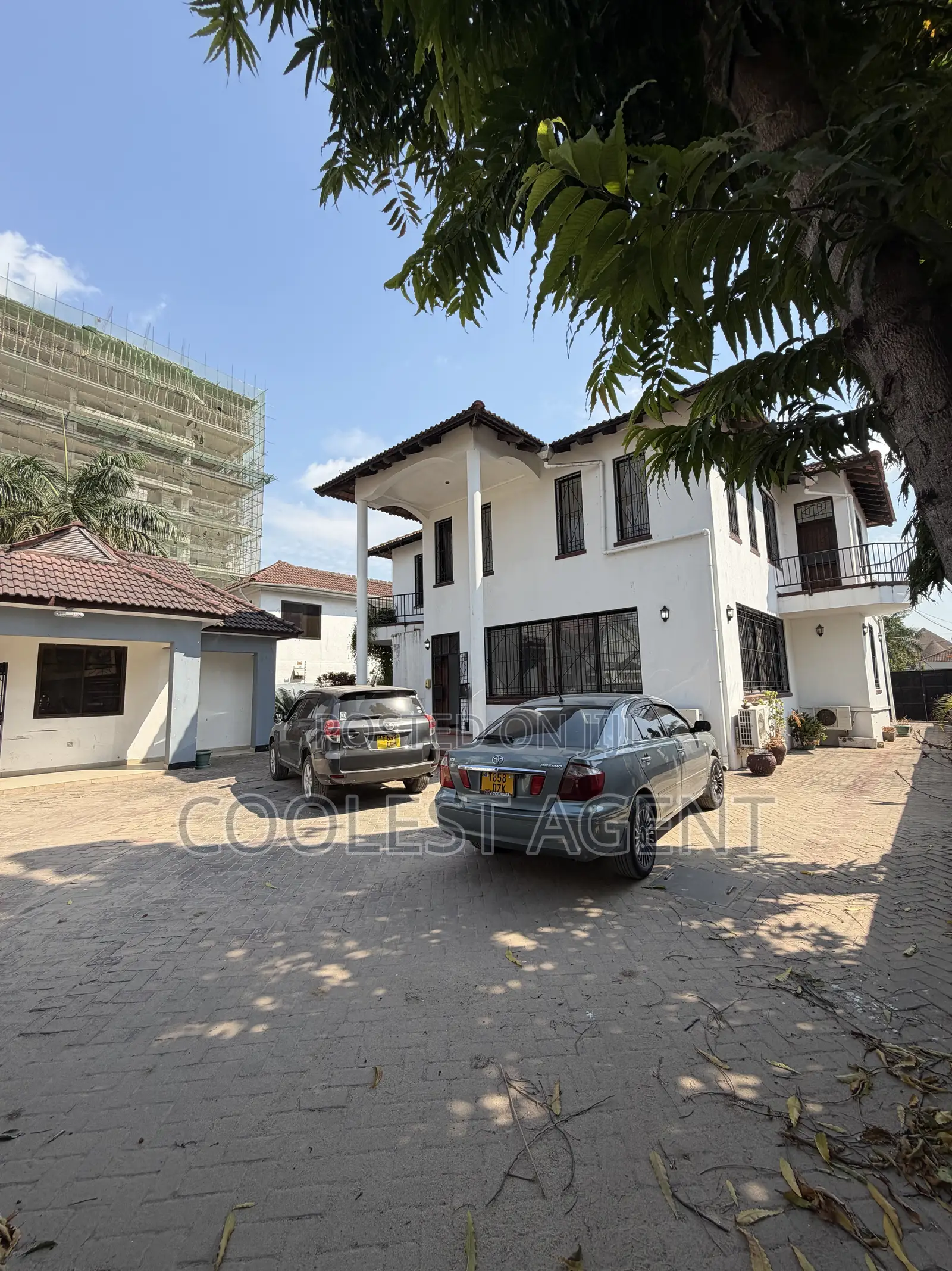 6bdrm Duplex in Coolest Estate, Masaki for rent
