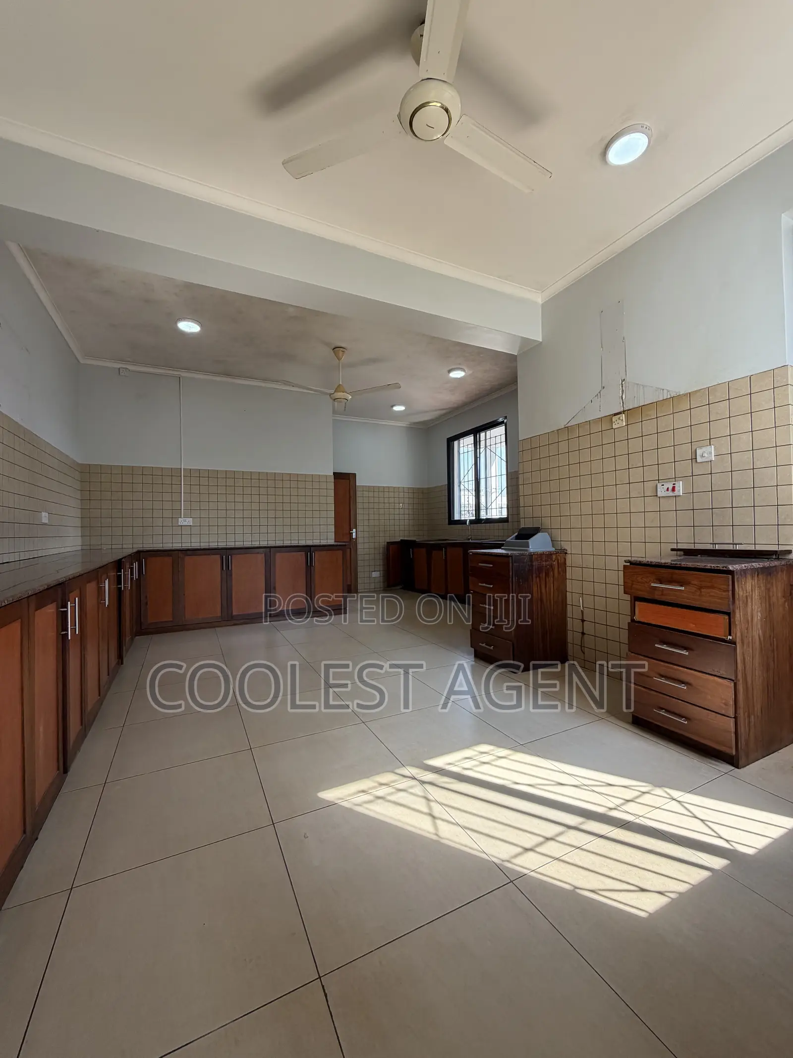 6bdrm Duplex in Coolest Estate, Masaki for rent